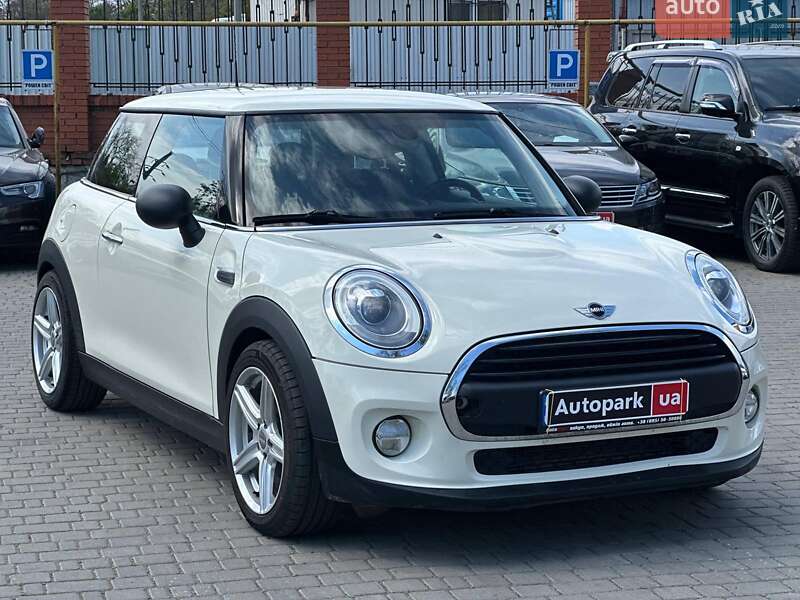 Хэтчбек MINI Hatch 2016 в Одессе