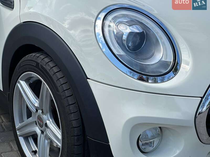 Хэтчбек MINI Hatch 2016 в Одессе