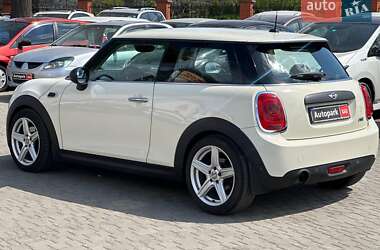 Хэтчбек MINI Hatch 2016 в Одессе