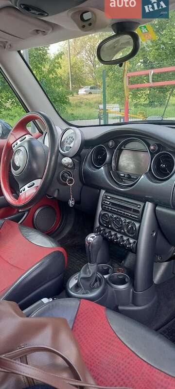 Хэтчбек MINI Hatch 2003 в Новомосковске