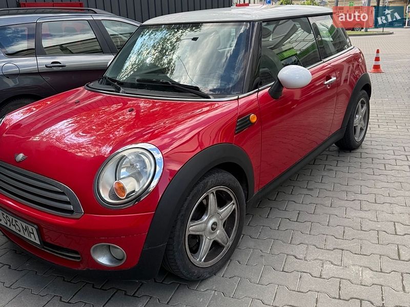 Хетчбек MINI Hatch 2007 в Львові