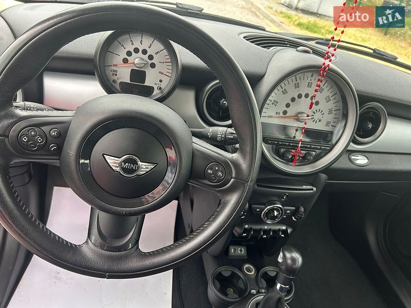 Хетчбек MINI Hatch 2012 в Дніпрі