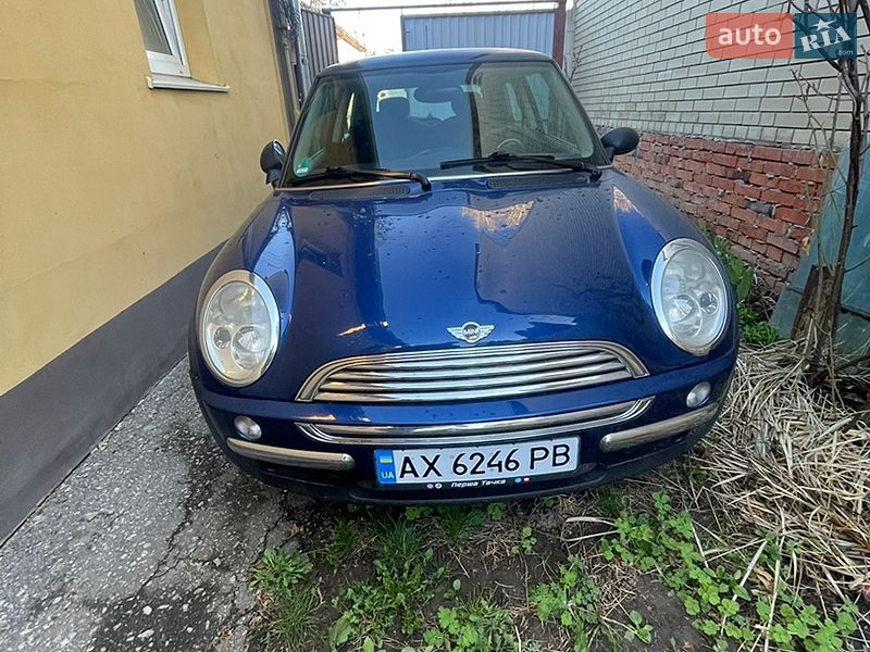 MINI Hatch 2003