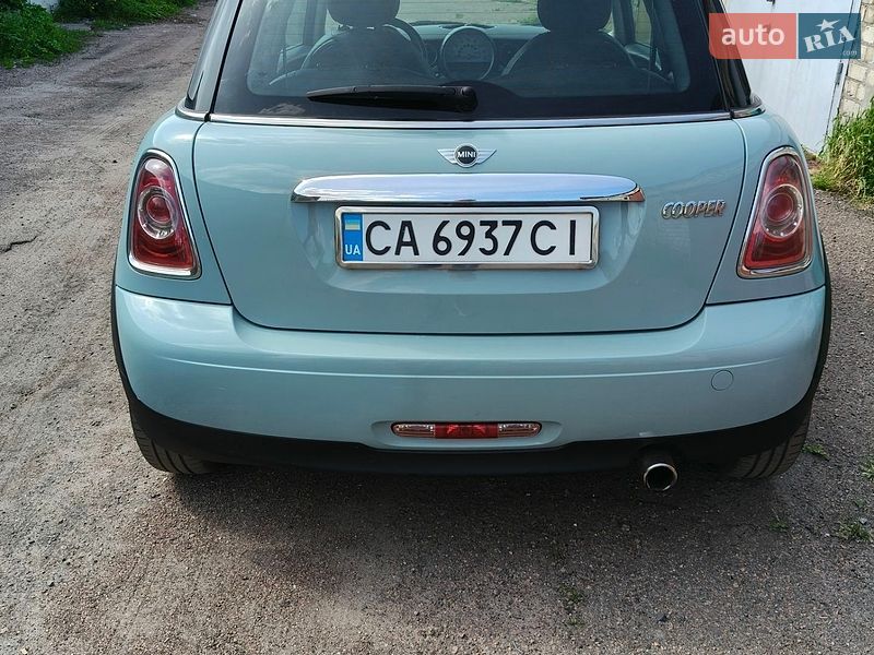 Хетчбек MINI Hatch 2012 в Черкасах