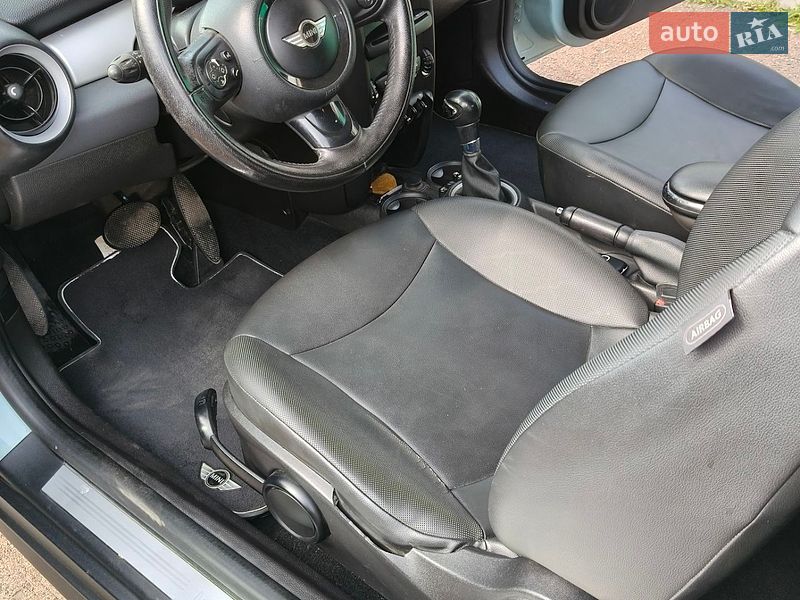 Хетчбек MINI Hatch 2012 в Черкасах