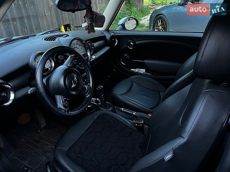 Хетчбек MINI Hatch 2012 в Харкові