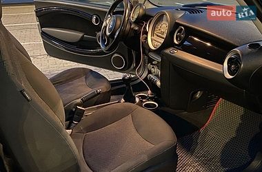 Хэтчбек MINI Hatch 2009 в Киеве