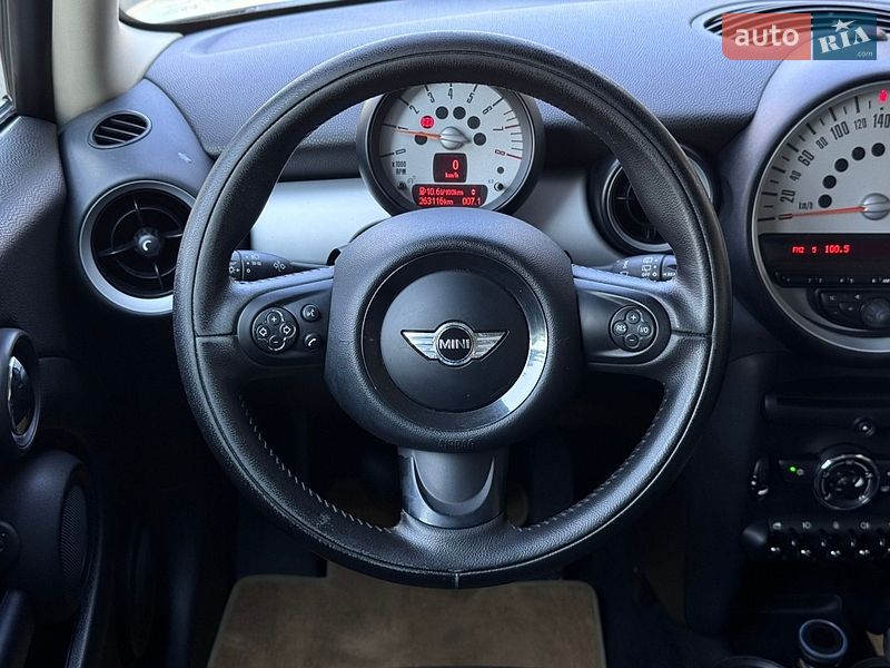 Хэтчбек MINI Hatch 2010 в Киеве