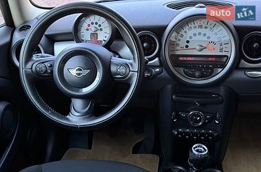 Хэтчбек MINI Hatch 2010 в Киеве