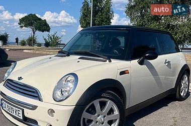 Хэтчбек MINI Hatch 2005 в Черкассах фото 2 Хэтчбек MINI Hatch 2005 в Черкассах