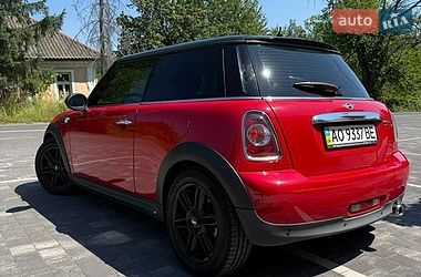 Хэтчбек MINI Hatch 2013 в Ужгороде