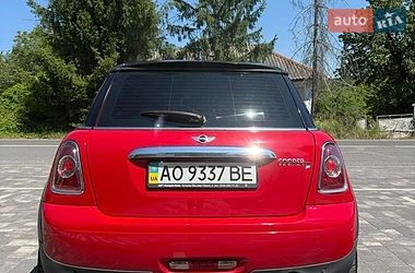 Хэтчбек MINI Hatch 2013 в Ужгороде
