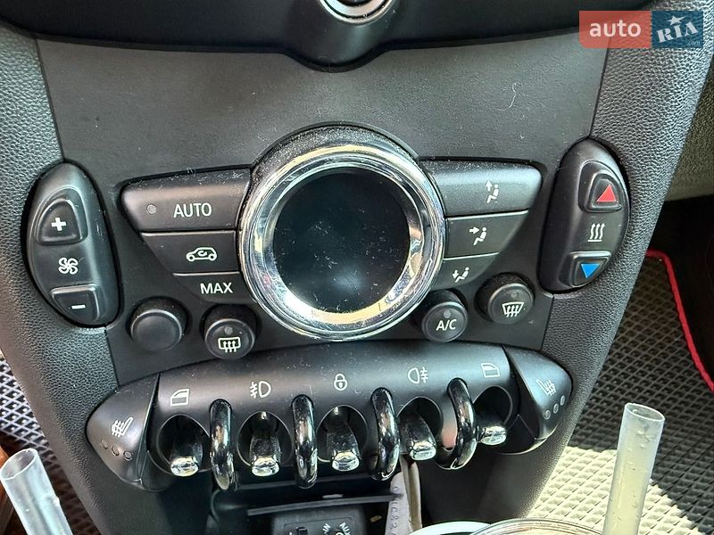 Хэтчбек MINI Hatch 2013 в Ужгороде