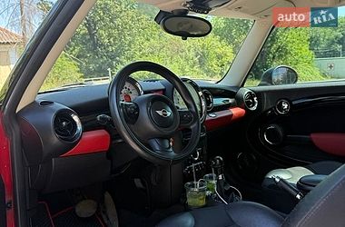 Хэтчбек MINI Hatch 2013 в Ужгороде