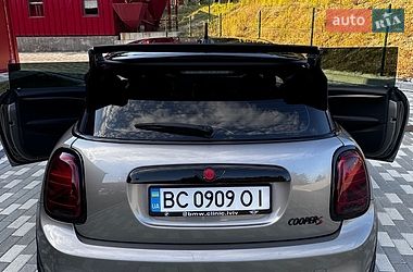 Хэтчбек MINI Hatch 2017 в Львове
