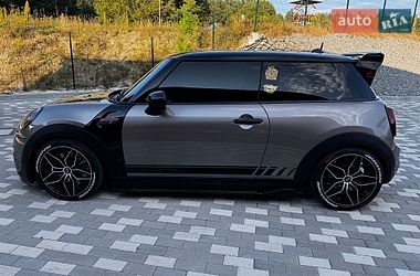 Хэтчбек MINI Hatch 2017 в Львове