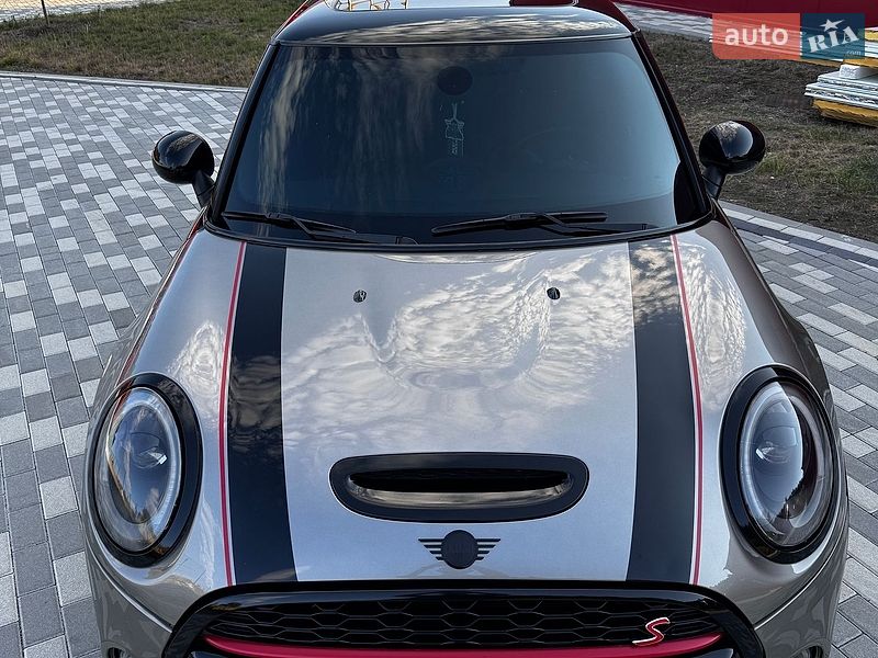 Хэтчбек MINI Hatch 2017 в Львове