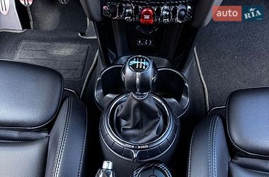 Хэтчбек MINI Hatch 2017 в Львове