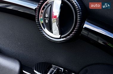 Хэтчбек MINI Hatch 2017 в Львове
