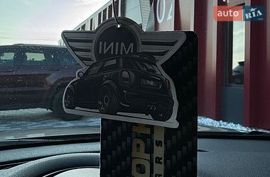 Хэтчбек MINI Hatch 2017 в Львове