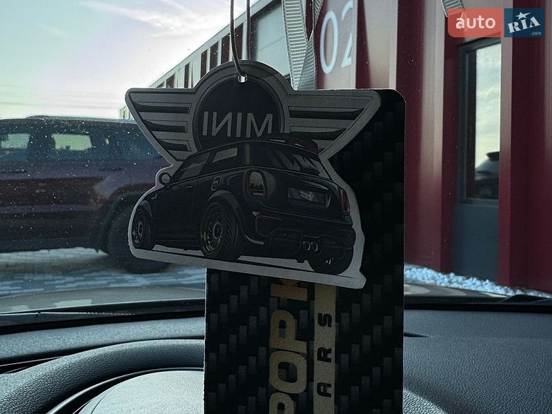 Хэтчбек MINI Hatch 2017 в Львове