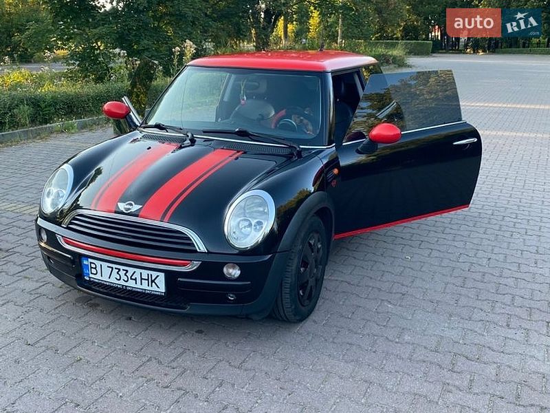 Хетчбек MINI Hatch 2003 в Миргороді