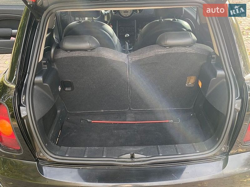 Хетчбек MINI Hatch 2003 в Миргороді