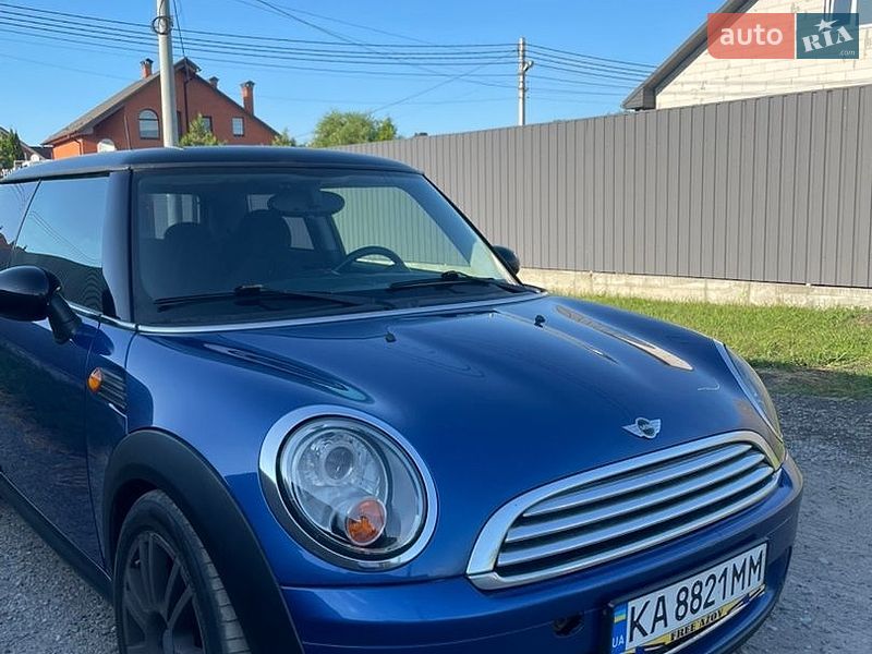 Хэтчбек MINI Hatch 2007 в Киеве
