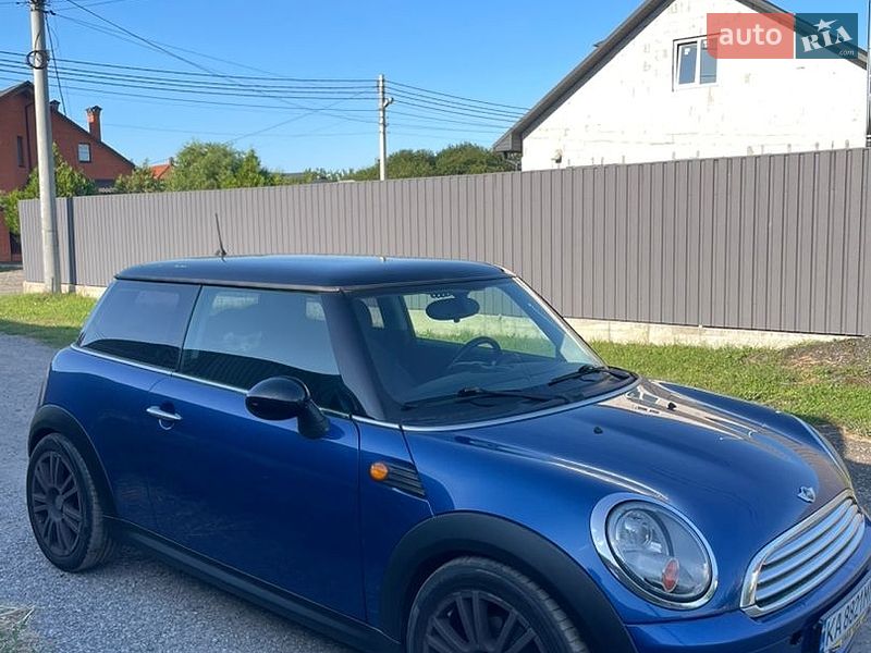 Хэтчбек MINI Hatch 2007 в Киеве