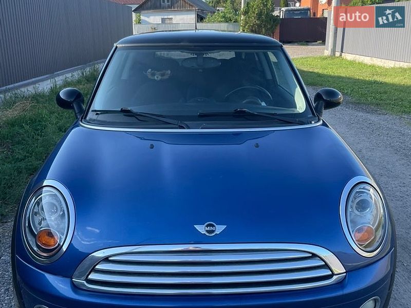 Хэтчбек MINI Hatch 2007 в Киеве