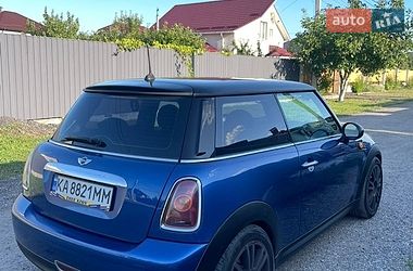 Хэтчбек MINI Hatch 2007 в Киеве