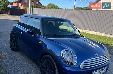 Хэтчбек MINI Hatch 2007 в Киеве