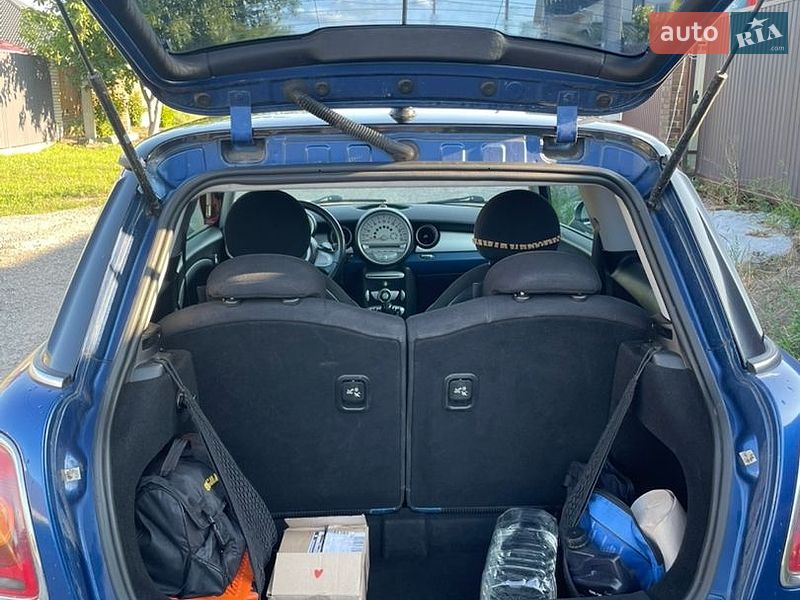 Хэтчбек MINI Hatch 2007 в Киеве