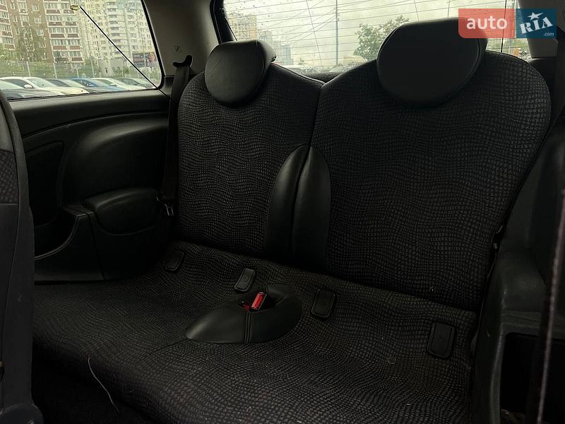 Хетчбек MINI Hatch 2005 в Києві