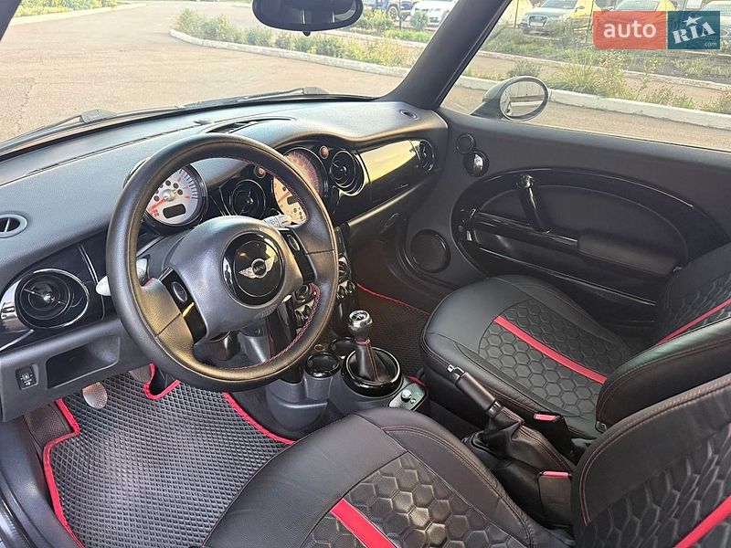 Хетчбек MINI Hatch 2003 в Кривому Розі фото 17 Хетчбек MINI Hatch 2003 в Кривому Розі