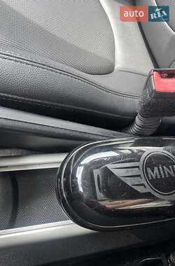 Хэтчбек MINI Paceman 2013 в Вишневом
