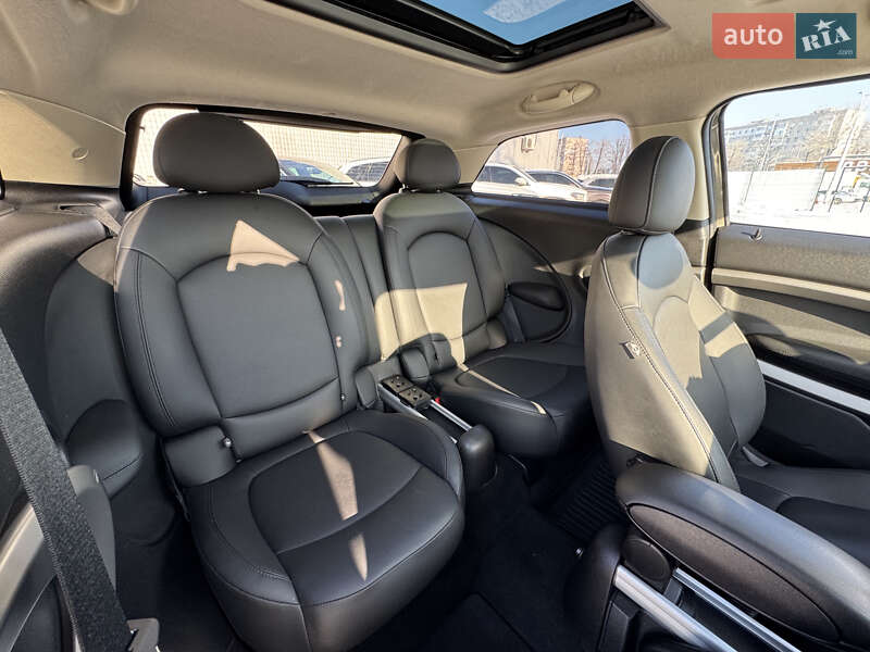 Хэтчбек MINI Paceman 2013 в Киеве фото 10 Хэтчбек MINI Paceman 2013 в Киеве