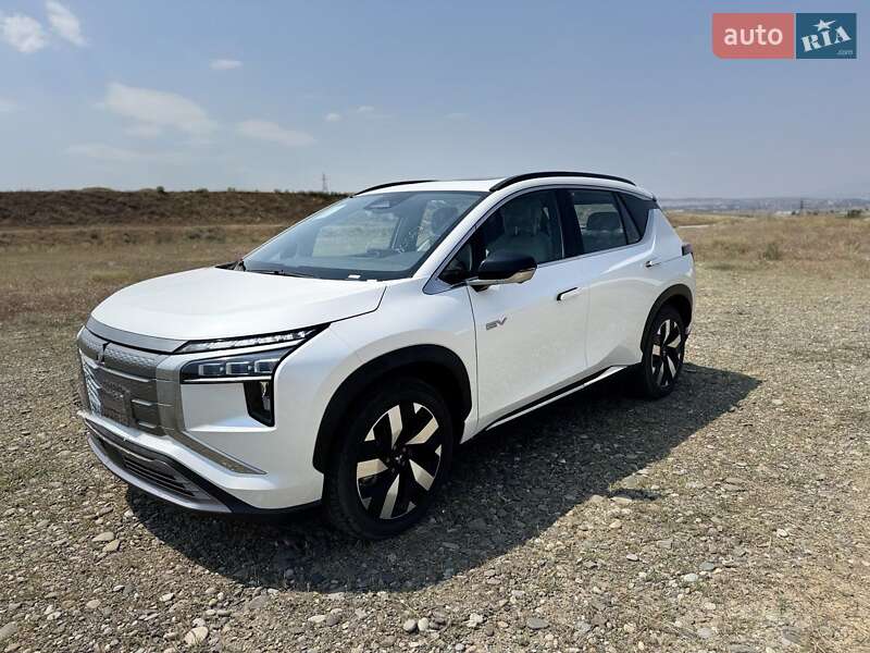 Mitsubishi Airtrek 2022