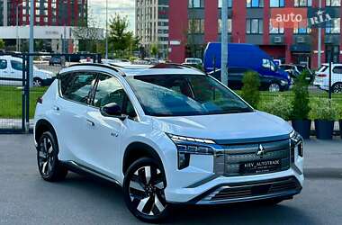 Внедорожник / Кроссовер Mitsubishi Airtrek 2022 в 