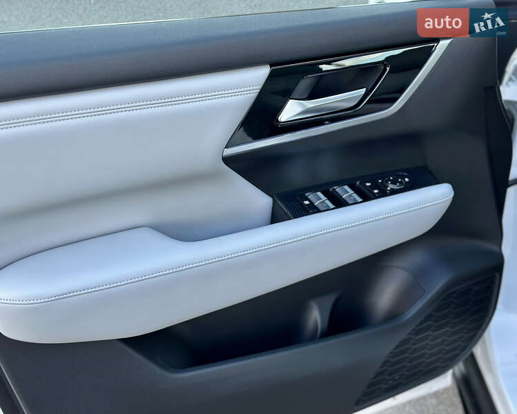 Внедорожник / Кроссовер Mitsubishi Airtrek 2022 в Киеве