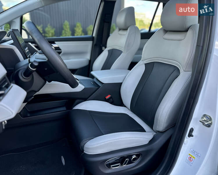 Внедорожник / Кроссовер Mitsubishi Airtrek 2022 в Киеве