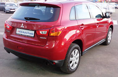 Внедорожник / Кроссовер Mitsubishi ASX 2013 в Киеве