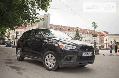 Внедорожник / Кроссовер Mitsubishi ASX 2011 в 