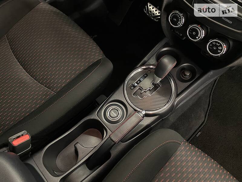 Позашляховик / Кросовер Mitsubishi ASX 2017 в Дніпрі