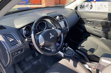 Позашляховик / Кросовер Mitsubishi ASX 2010 в 