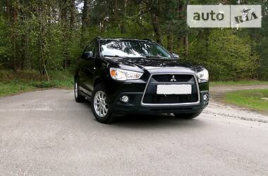 Хетчбек Mitsubishi ASX 2011 в 