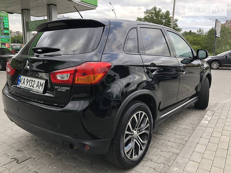Позашляховик / Кросовер Mitsubishi ASX 2016 в Києві