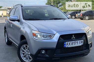 Внедорожник / Кроссовер Mitsubishi ASX 2010 в Харькове