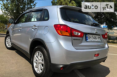Позашляховик / Кросовер Mitsubishi ASX 2017 в 