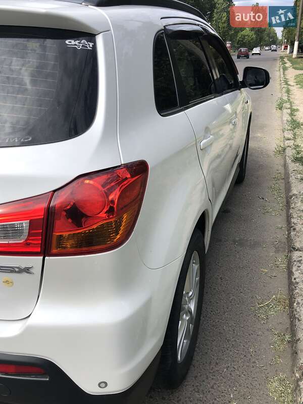 Позашляховик / Кросовер Mitsubishi ASX 2010 в Одесі